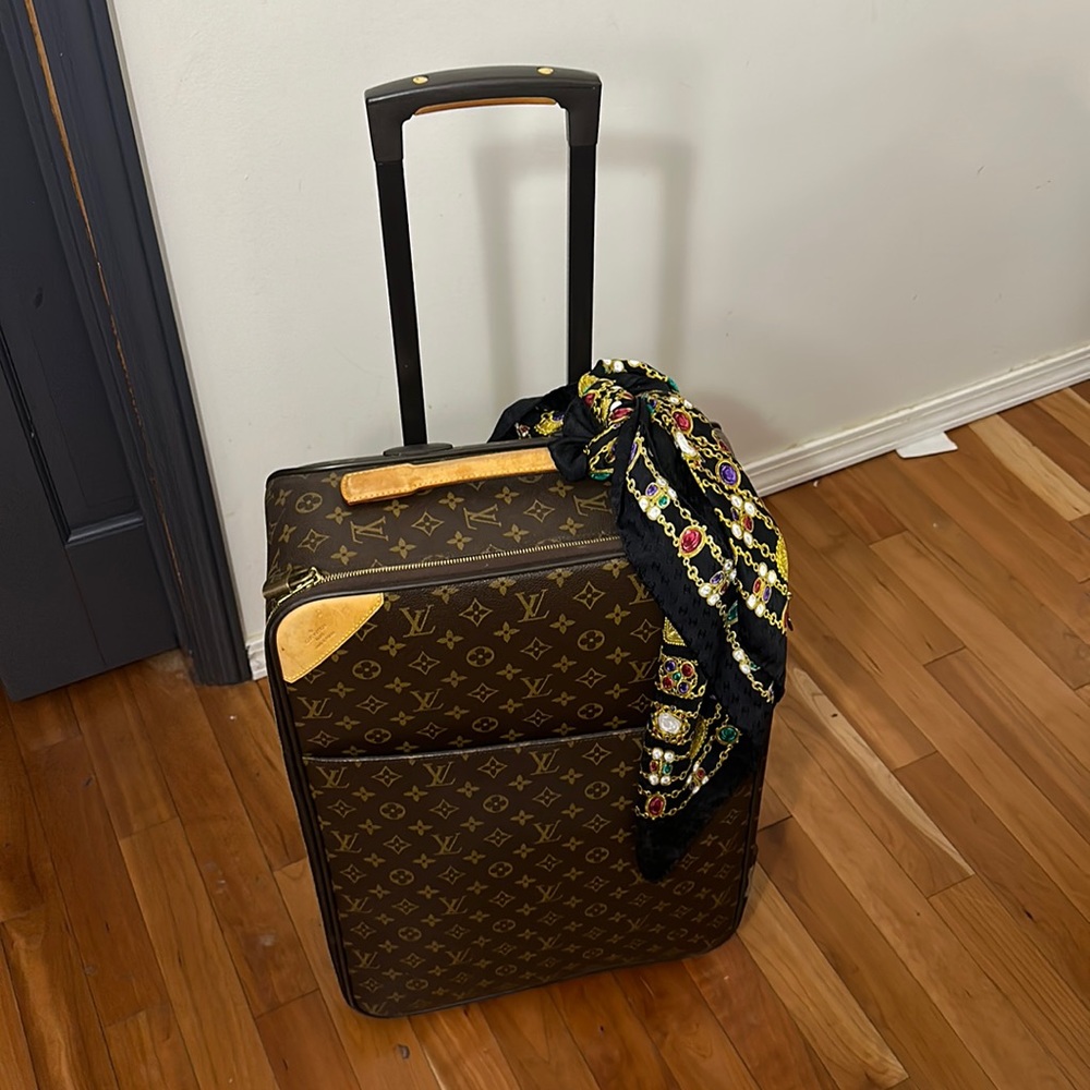 Louis Vuitton carry on